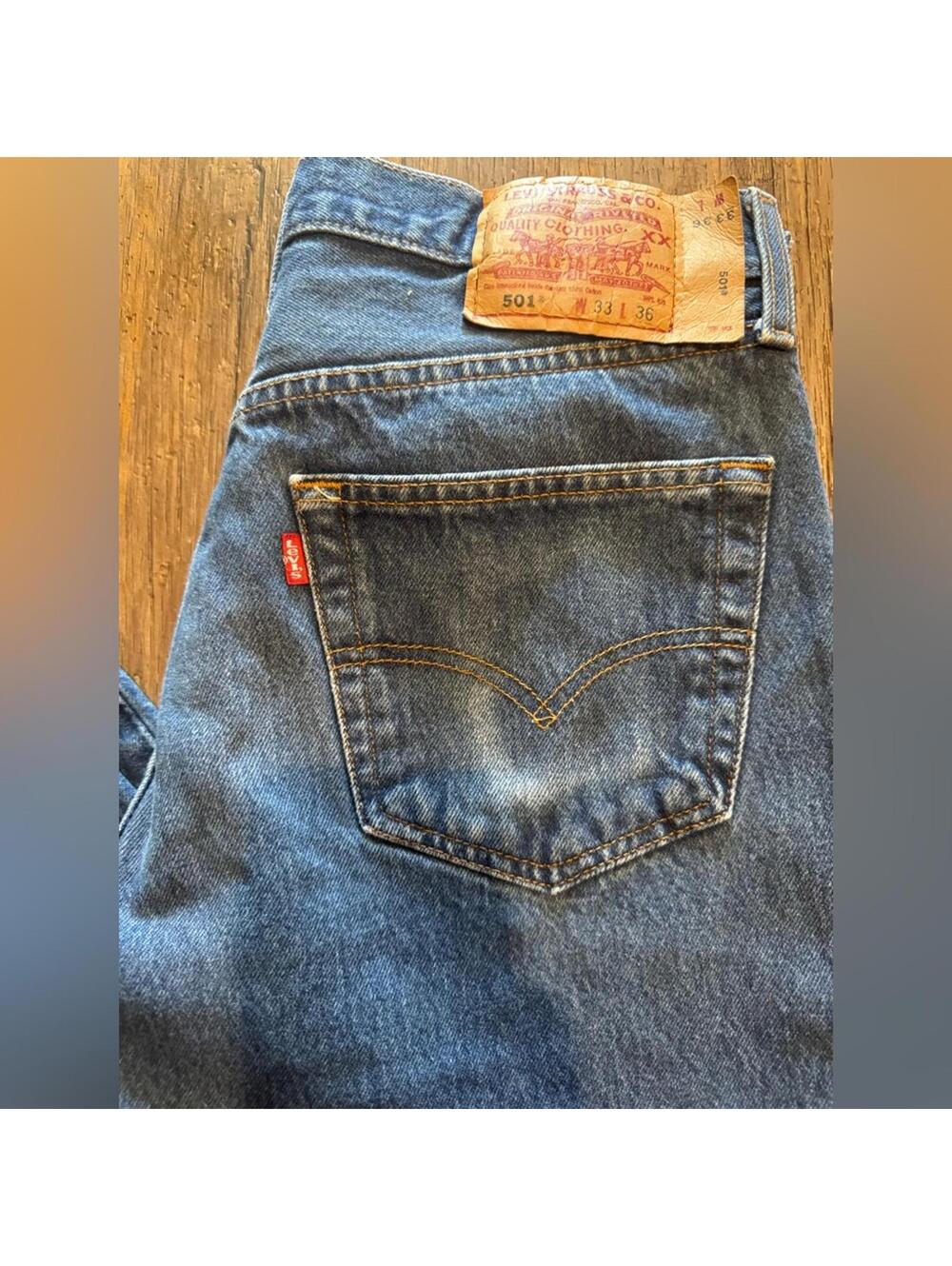 Vintage 90s Levi’s 501 Button Fly Denim Jeans 33x36 EUC - Picture 7 of 9